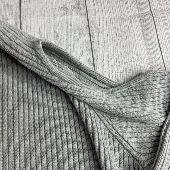 H&M Gray Ribbed Cold Shoulder Sweater Size Medium - Picture 3 of 5